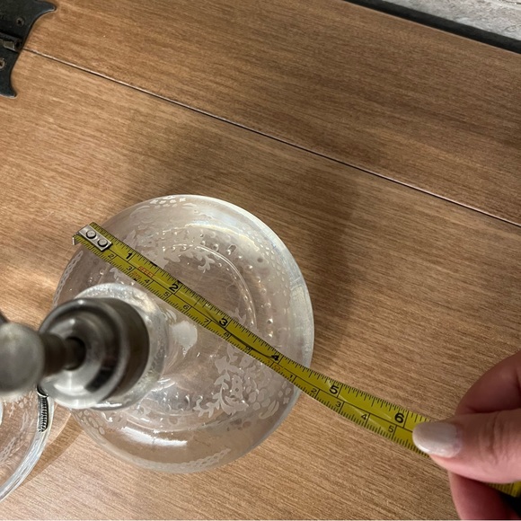 Washroom dishes - Picture 7 of 9